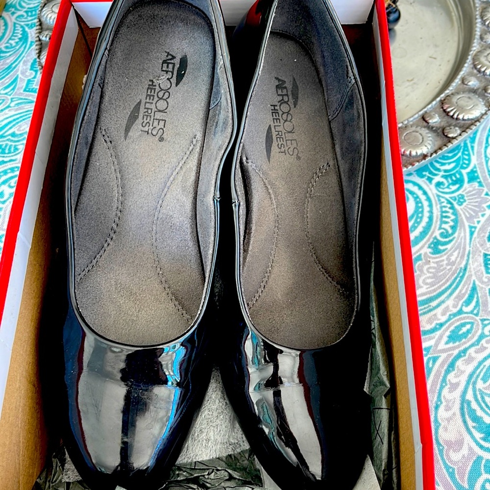 Aerosoles working shoes